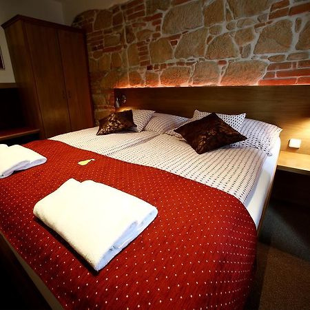 Apartments & Suites Zluta Hruska Plzeň Buitenkant foto