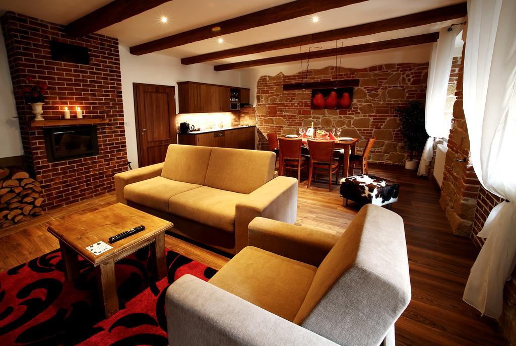 Apartments & Suites Zluta Hruska Plzeň Buitenkant foto