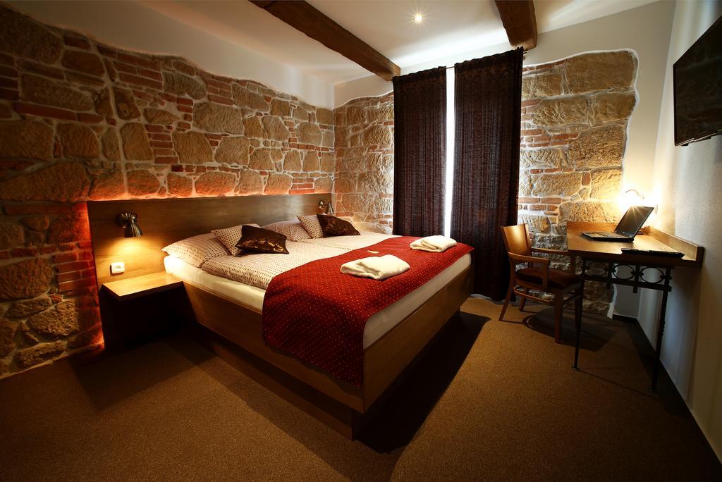 Apartments & Suites Zluta Hruska Plzeň Buitenkant foto