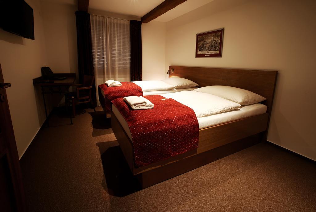 Apartments & Suites Zluta Hruska Plzeň Buitenkant foto