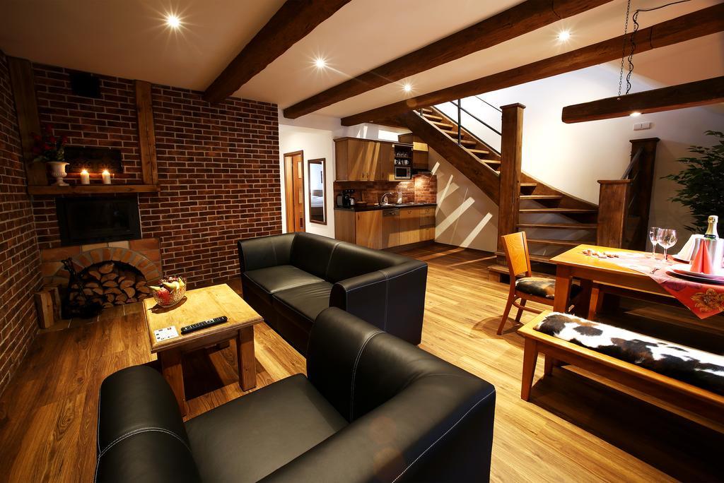 Apartments & Suites Zluta Hruska Plzeň Buitenkant foto