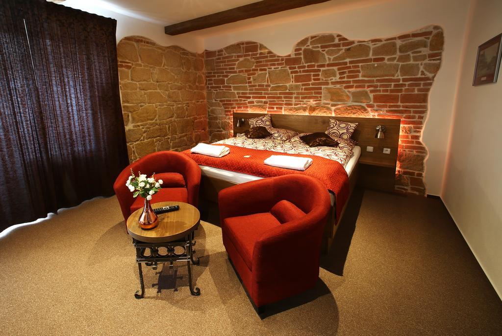 Apartments & Suites Zluta Hruska Plzeň Buitenkant foto