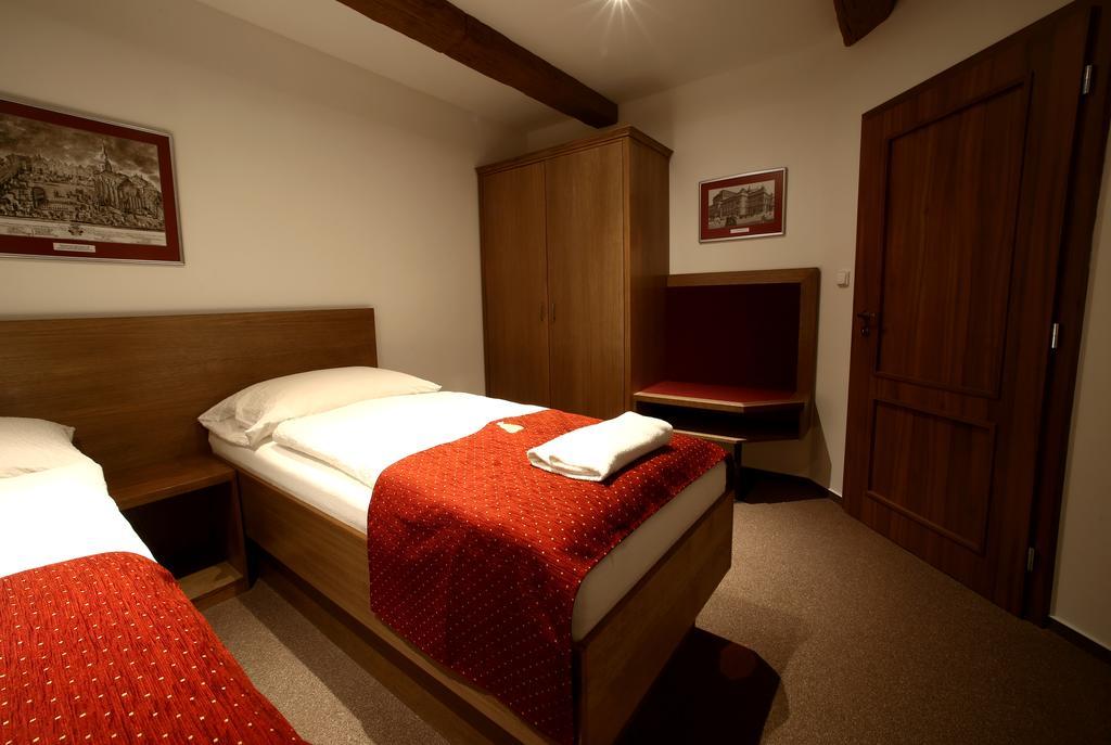 Apartments & Suites Zluta Hruska Plzeň Buitenkant foto