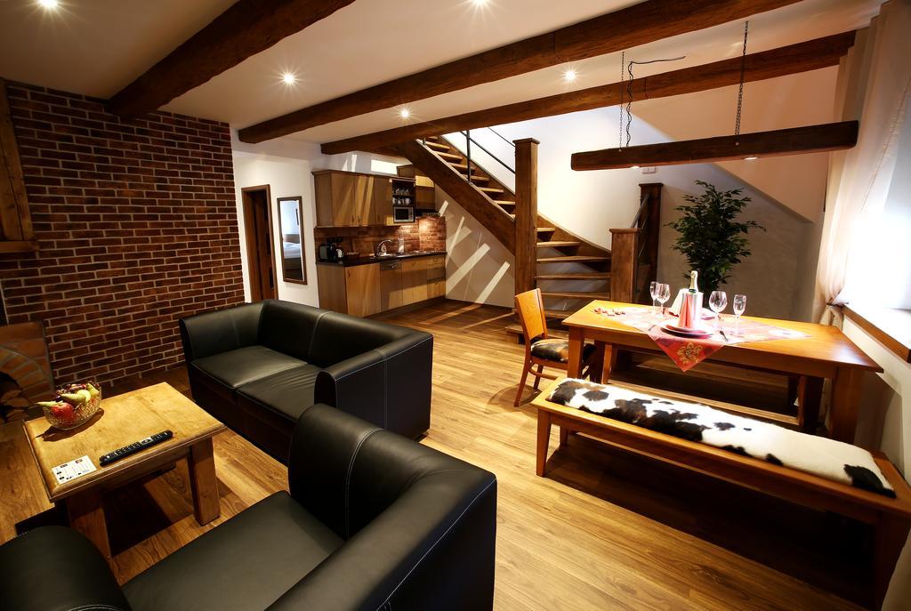 Apartments & Suites Zluta Hruska Plzeň Buitenkant foto